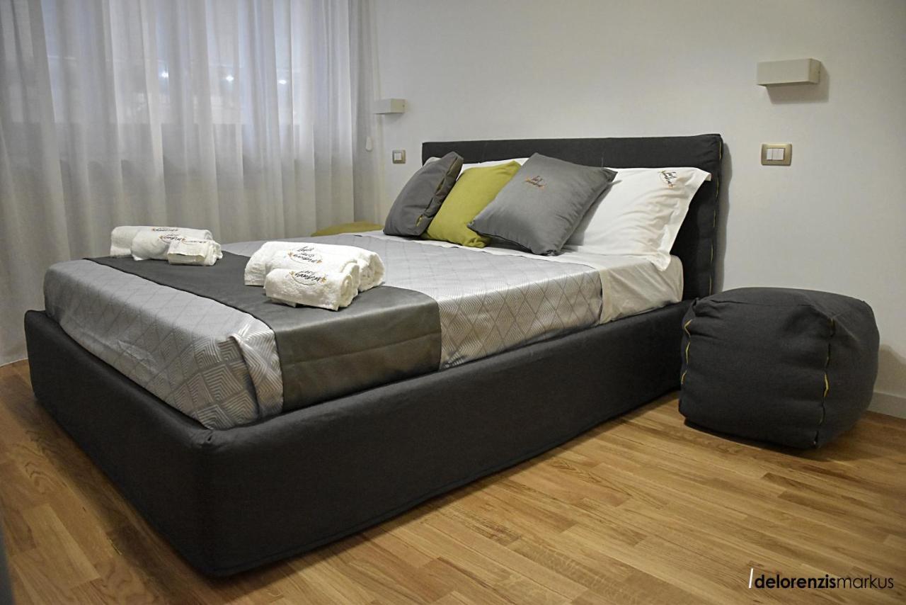 Les 3 Chambres Лечче Екстер'єр фото